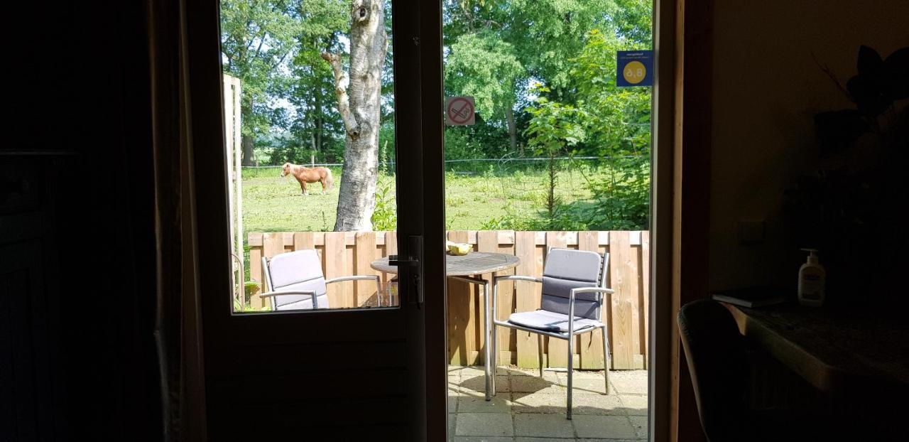 Rust en Stilte in de Natuur Onstwedde Exterior foto